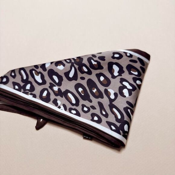 Leopard Print Scarf G28 - Picture 4 of 4